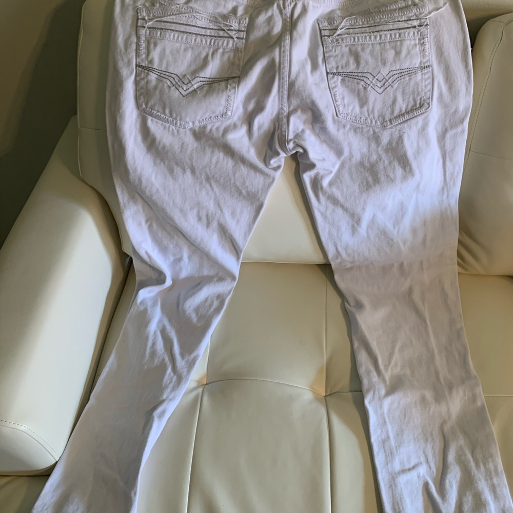 Men’s white jeans